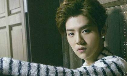 鹿晗爸爸妈妈照片,揭秘明星家庭背后的温馨瞬间